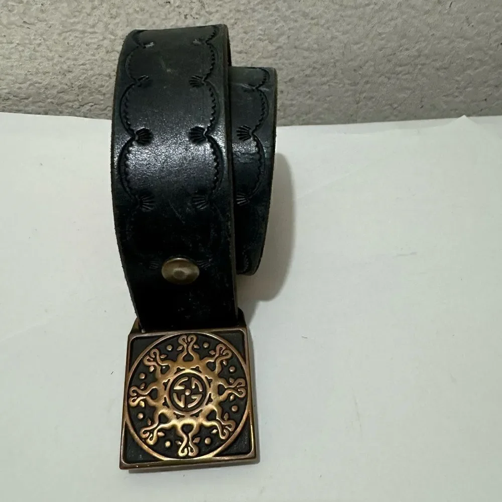 Vintage 1974 Women's Tech Ether Brass Mandala Belt Buckle Black Leather Strap